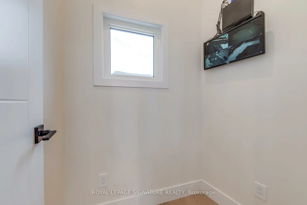 24, Merritt, O'Connor-Parkview, Toronto