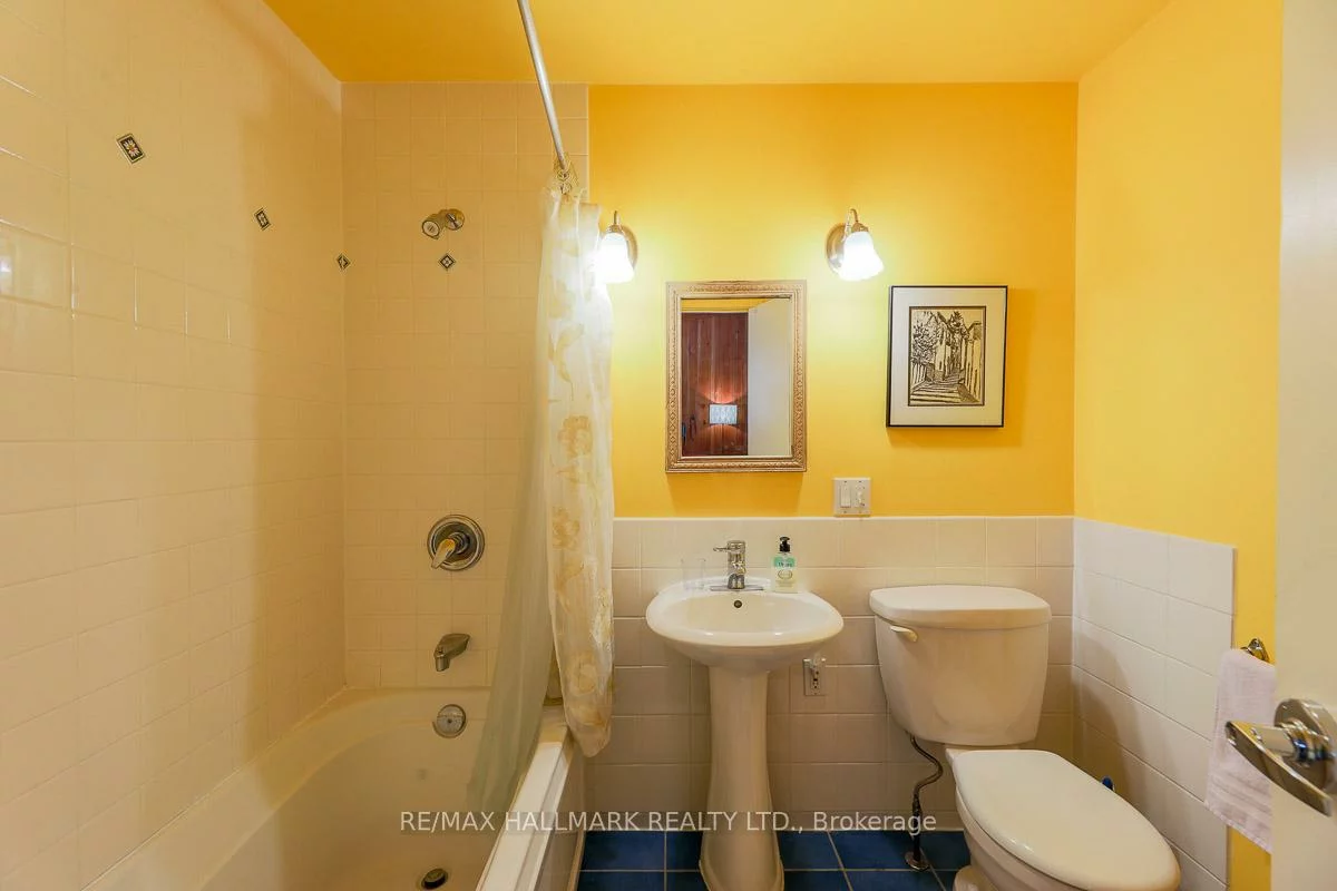 2, Ledge, Cliffcrest, Toronto