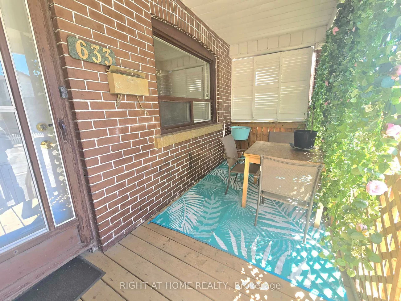 633, Greenwood, Blake-Jones, Toronto