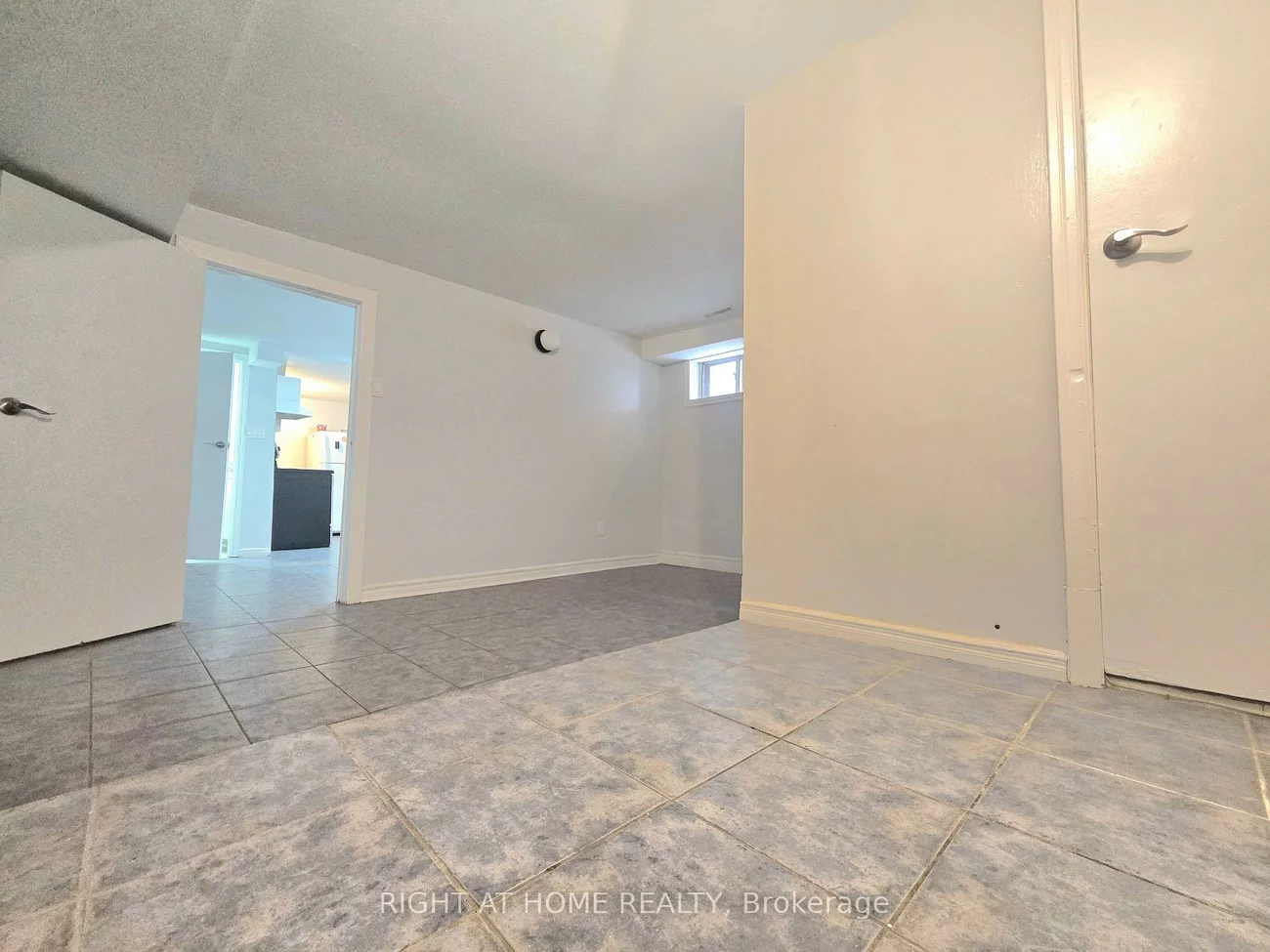 633, Greenwood, Blake-Jones, Toronto