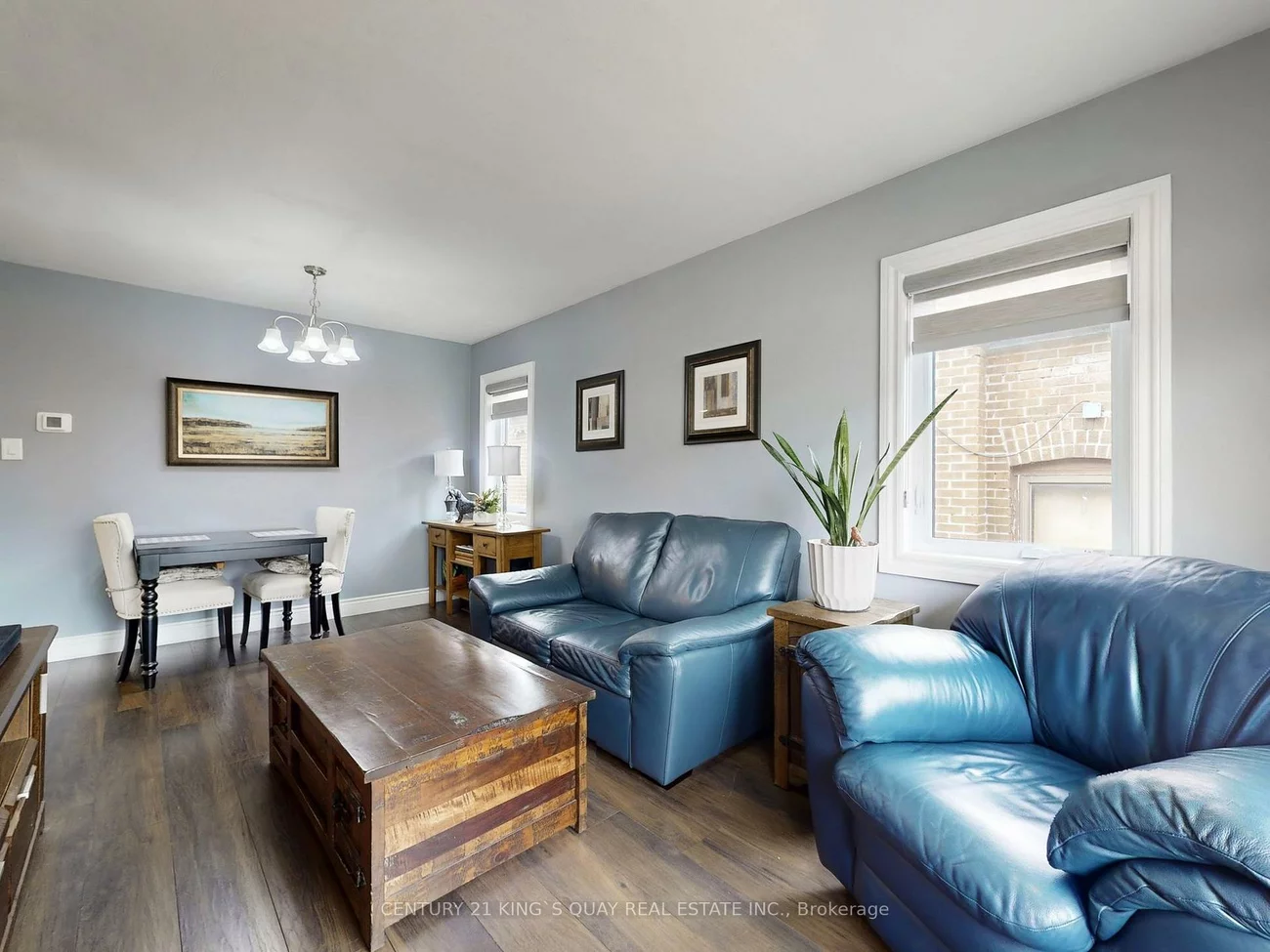 330, Kennedy, Birchcliffe-Cliffside, Toronto
