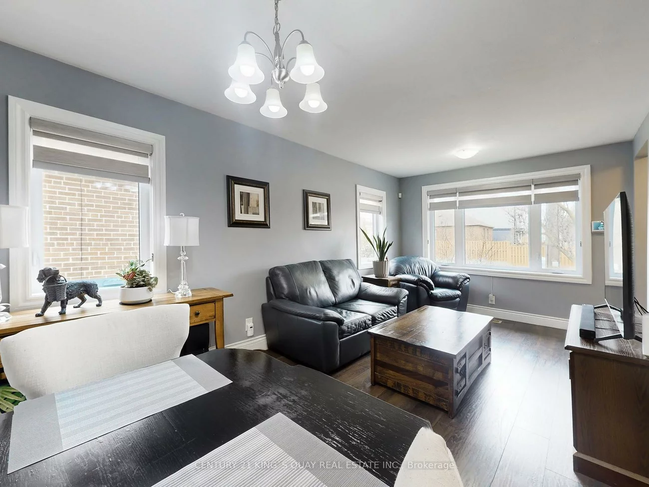 330, Kennedy, Birchcliffe-Cliffside, Toronto