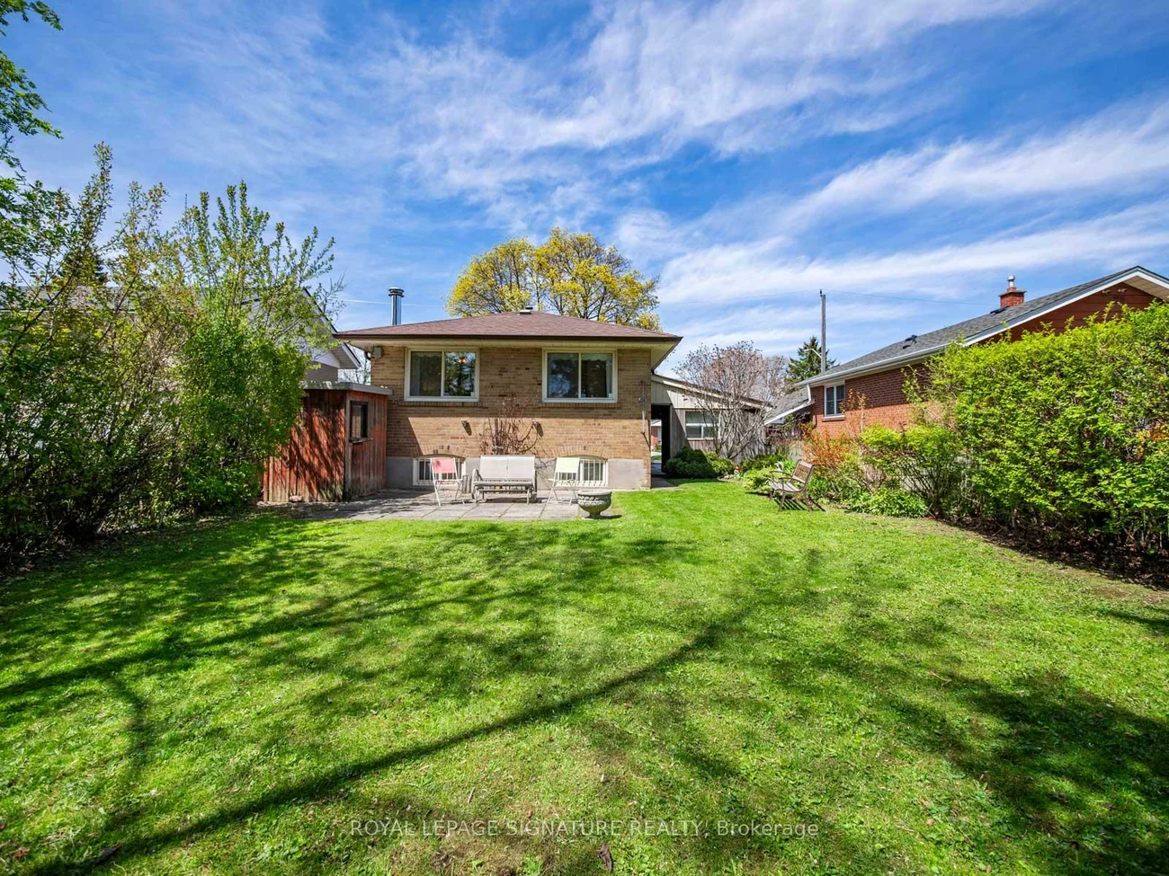 25, Stavely, Kennedy Park, Toronto