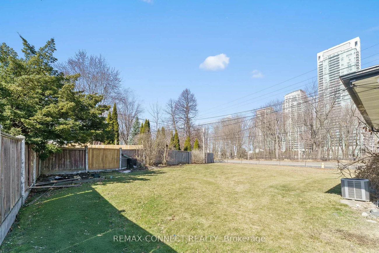 54, Saratoga, Bendale, Toronto