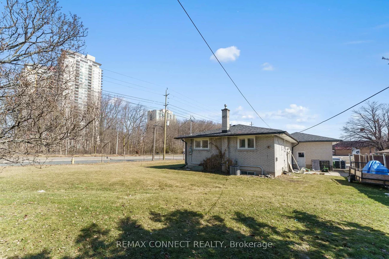 54, Saratoga, Bendale, Toronto