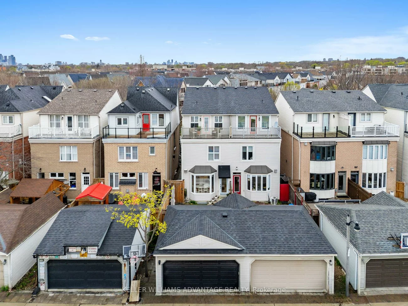 87, Boardwalk, The Beaches, Toronto