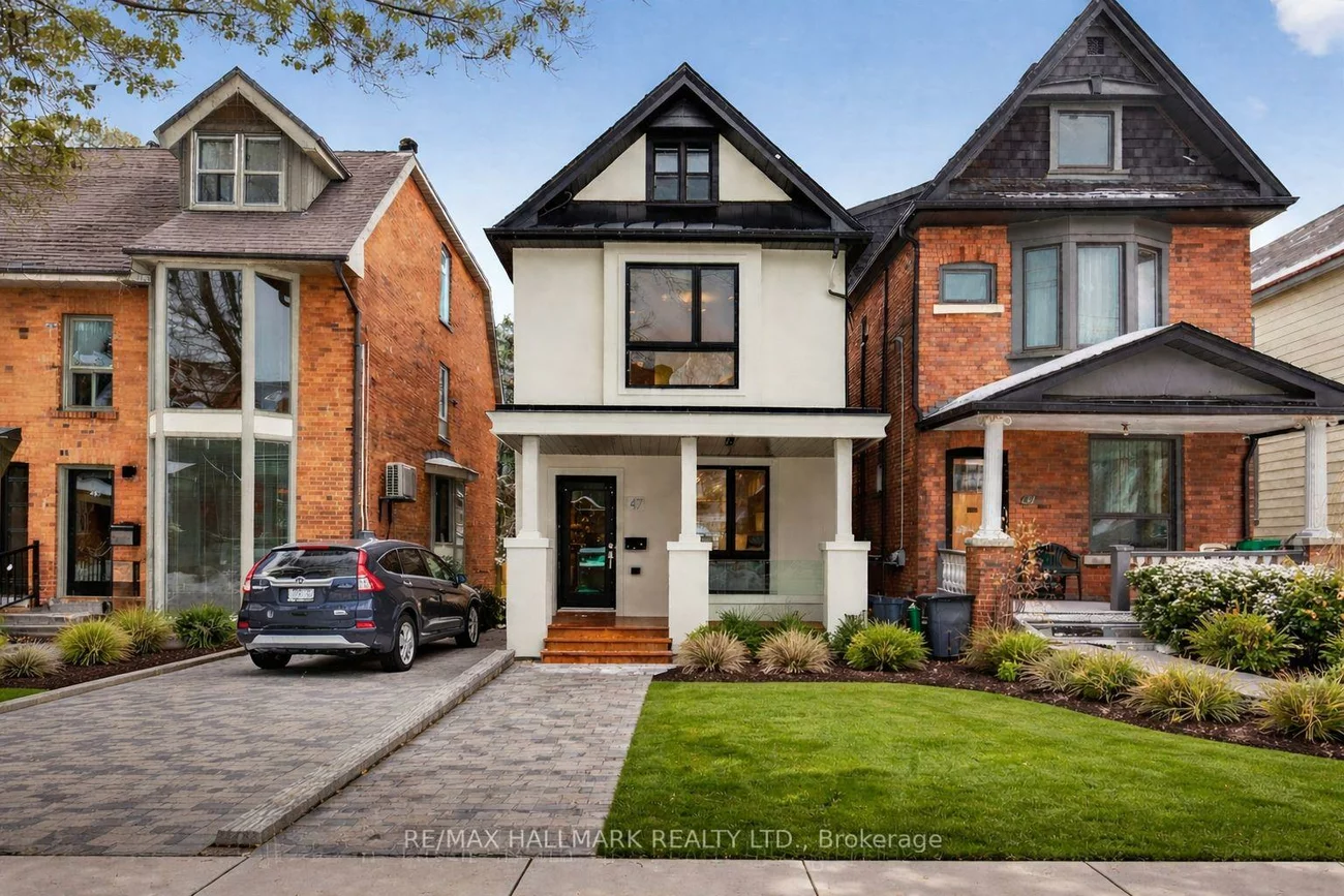 47, Harcourt, North Riverdale, Toronto