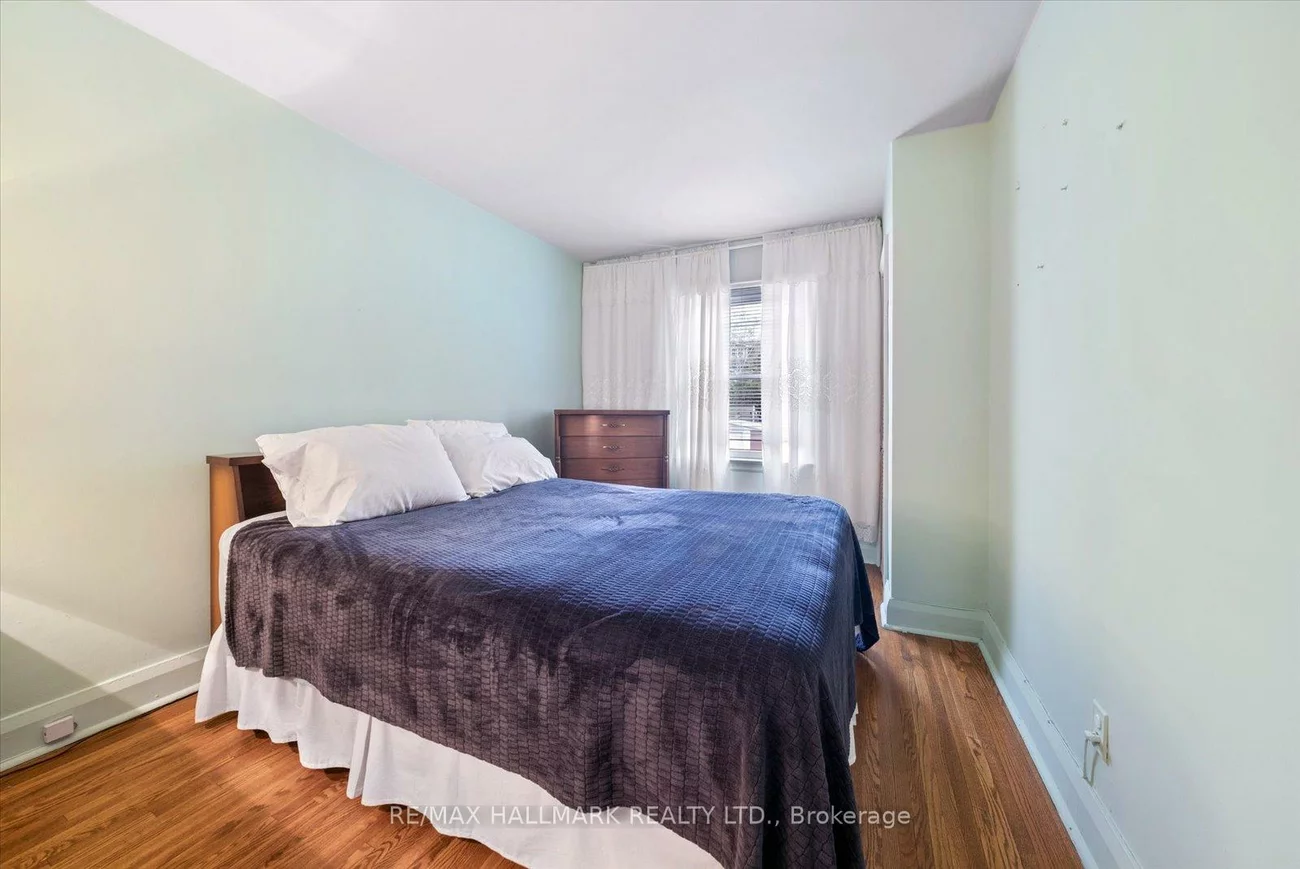 51, Bertha, Clairlea-Birchmount, Toronto