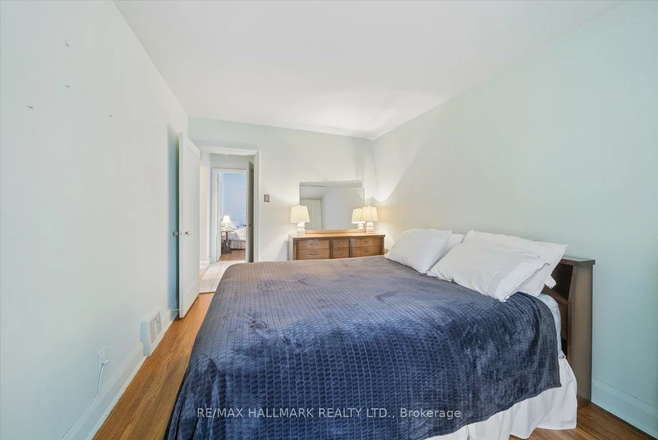 51, Bertha, Clairlea-Birchmount, Toronto