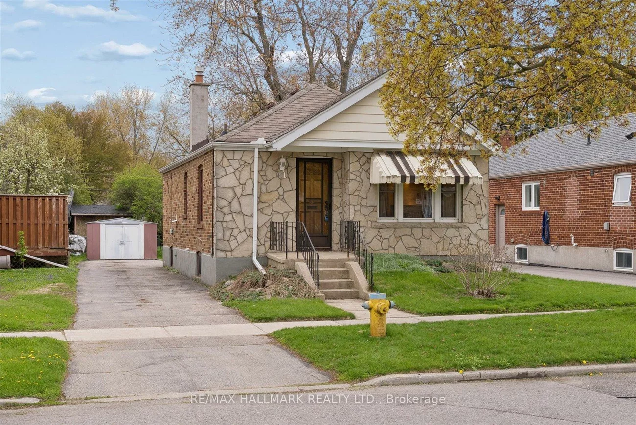 51, Bertha, Clairlea-Birchmount, Toronto