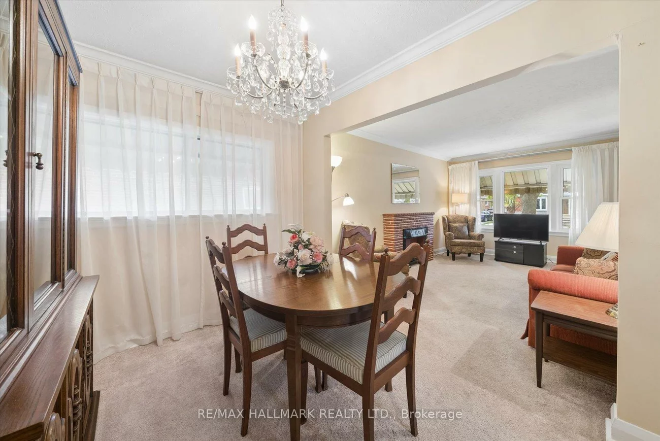 51, Bertha, Clairlea-Birchmount, Toronto