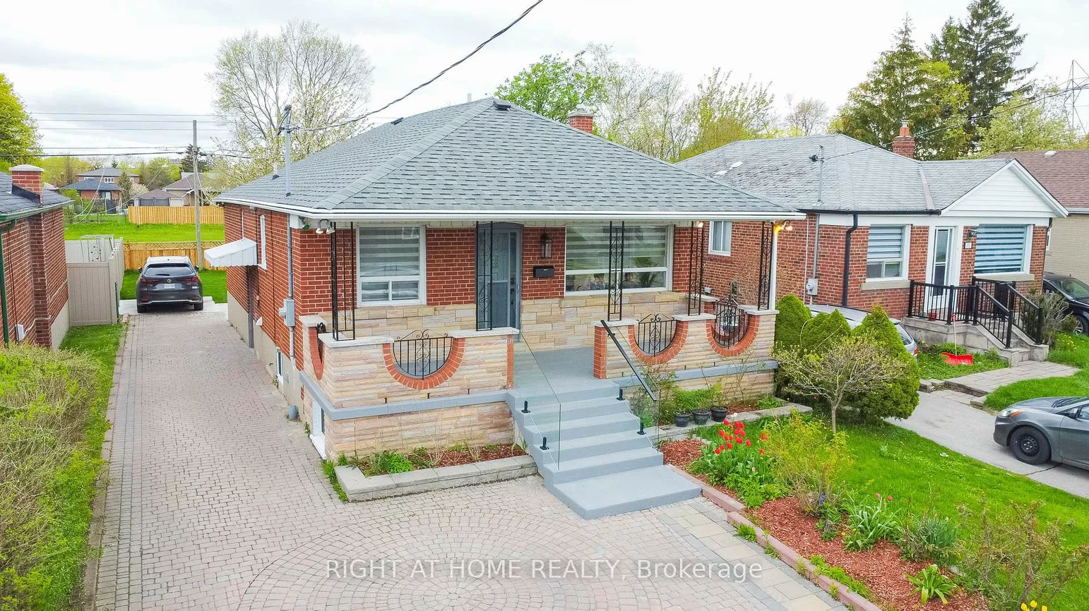 150, Tower, Wexford-Maryvale, Toronto
