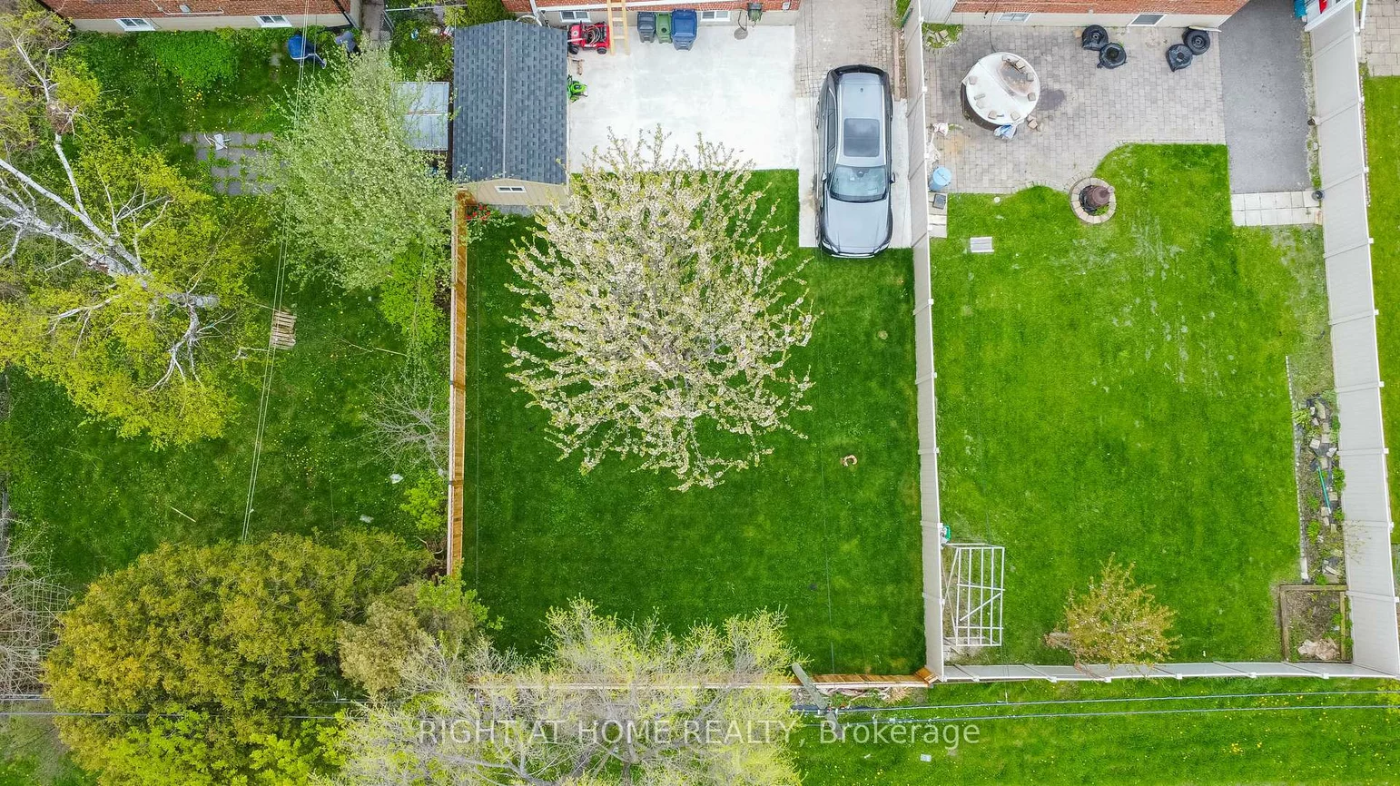 150, Tower, Wexford-Maryvale, Toronto