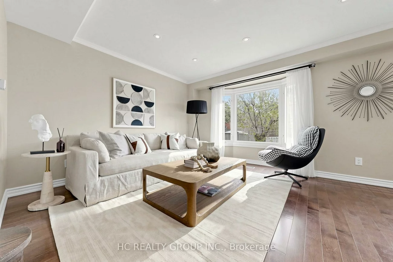 39, River Grove, Steeles, Toronto