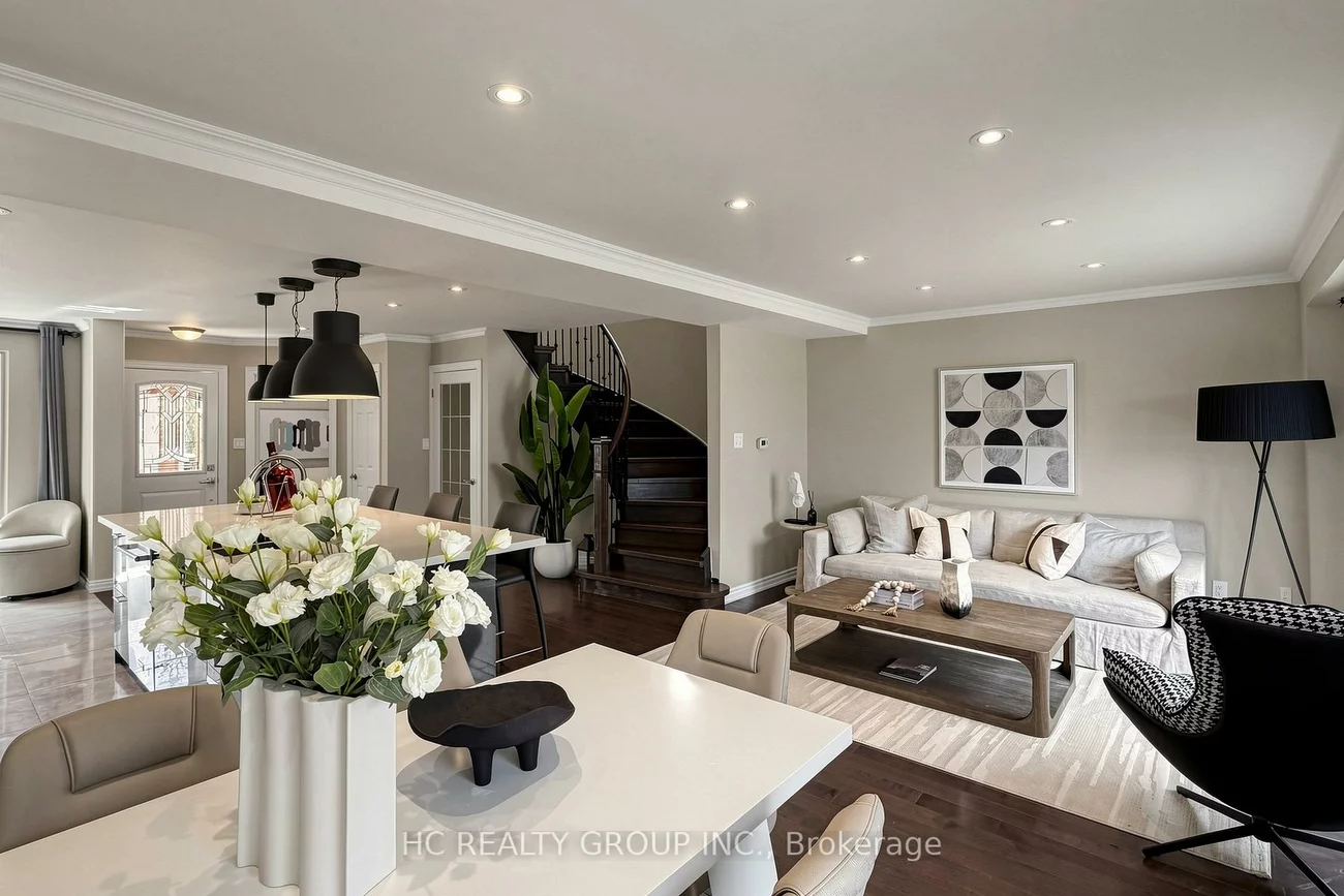 39, River Grove, Steeles, Toronto