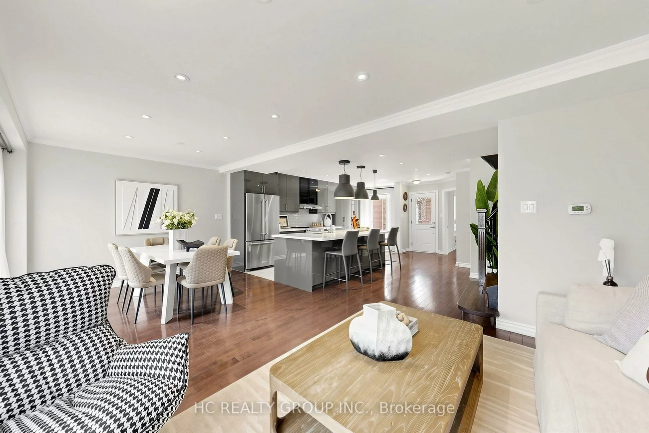 39, River Grove, Steeles, Toronto