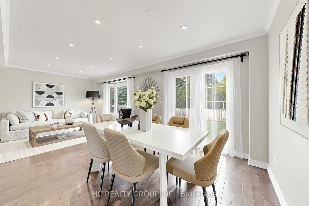 39, River Grove, Steeles, Toronto