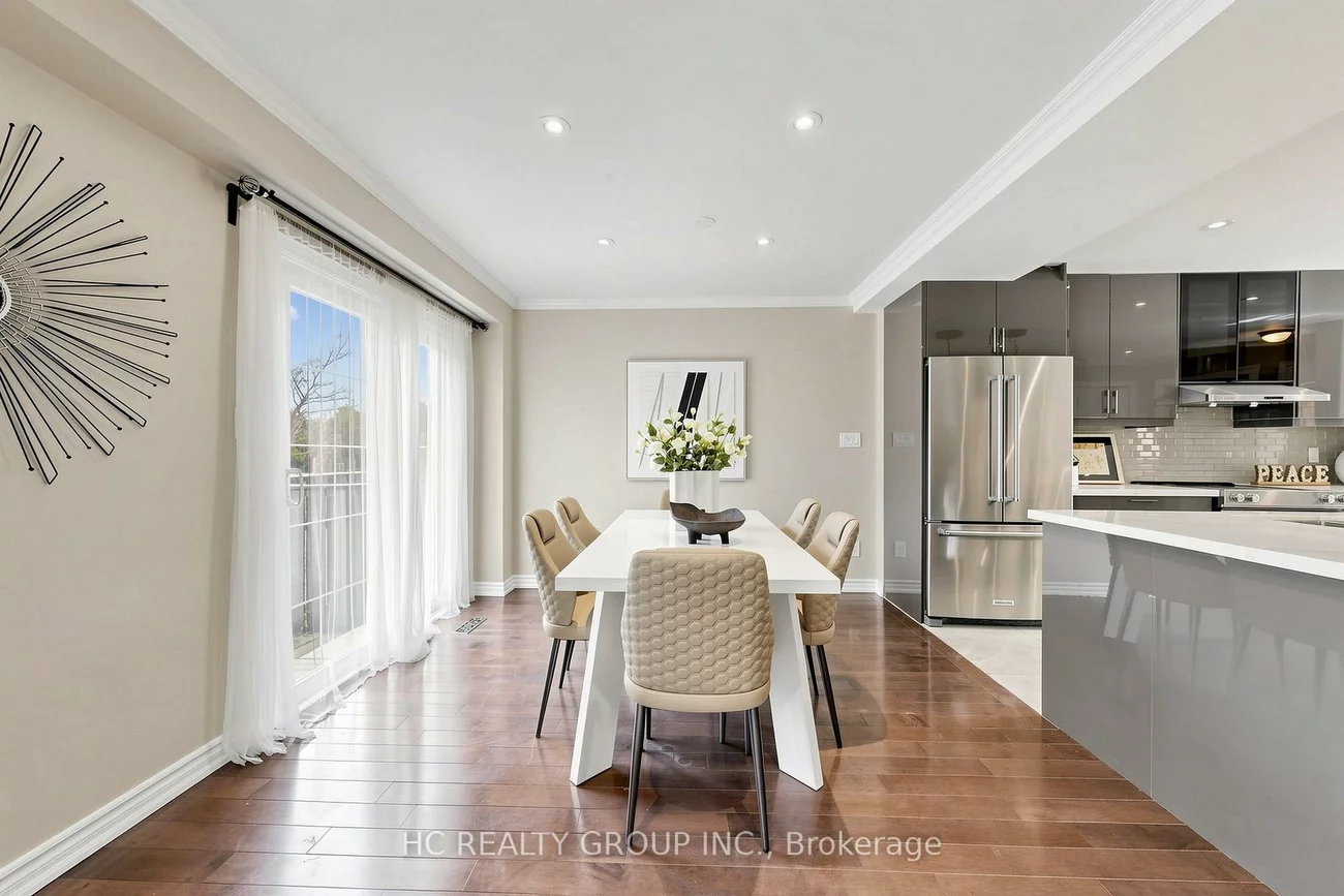 39, River Grove, Steeles, Toronto