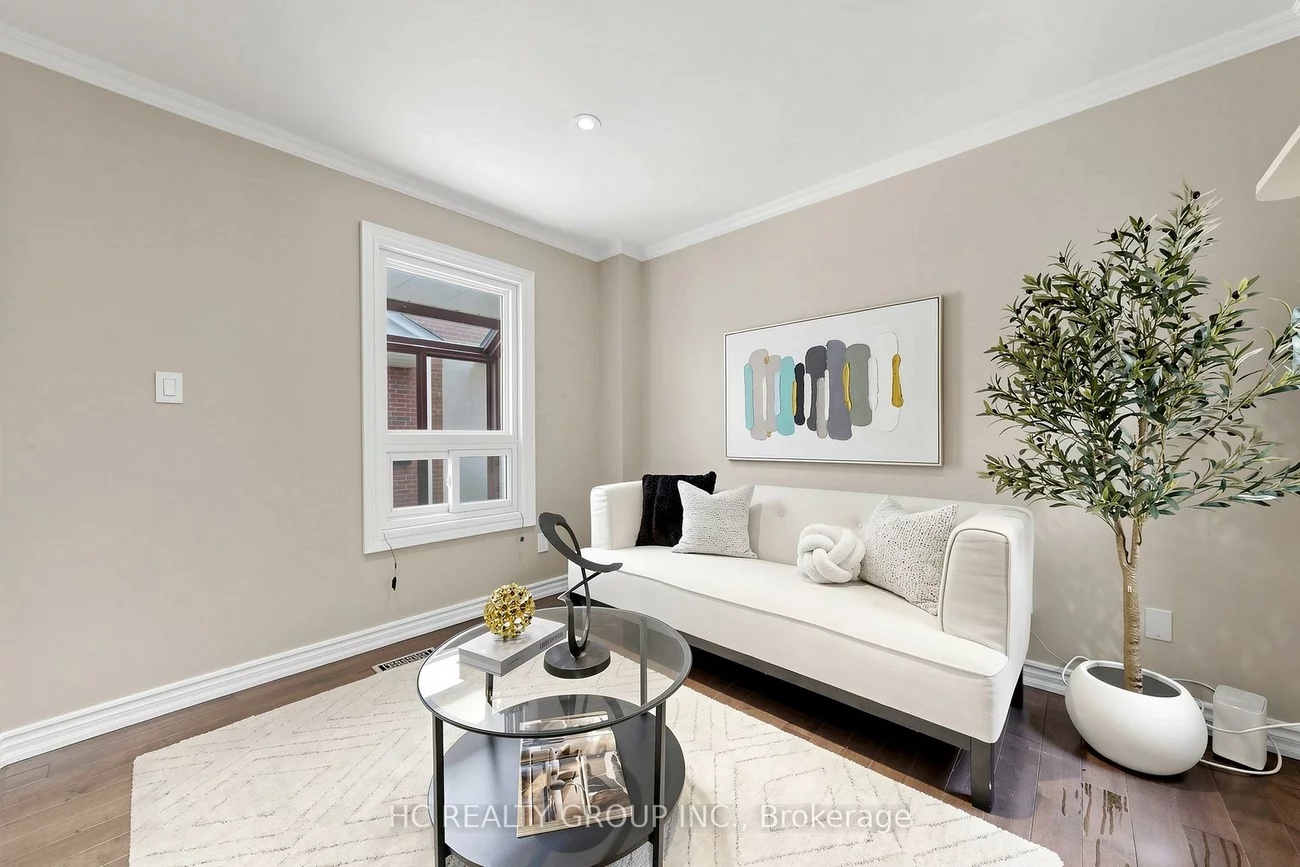 39, River Grove, Steeles, Toronto