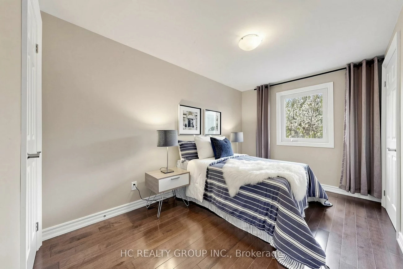 39, River Grove, Steeles, Toronto