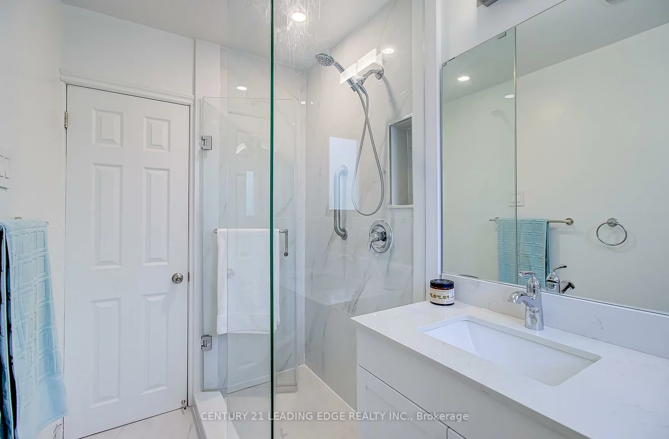 106, Parkmount, Greenwood-Coxwell, Toronto