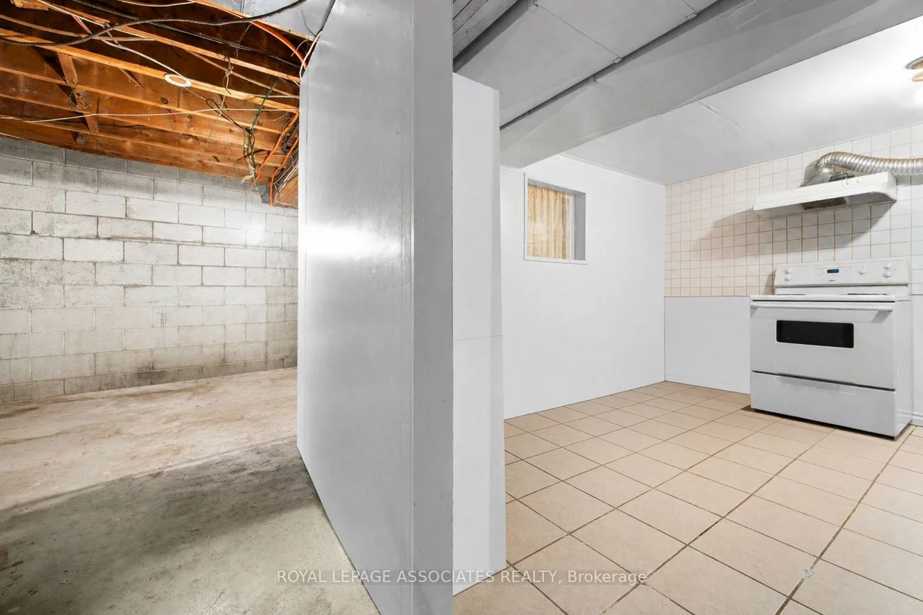 256, Ferris, O'Connor-Parkview, Toronto