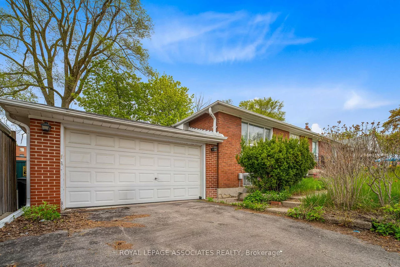 256, Ferris, O'Connor-Parkview, Toronto