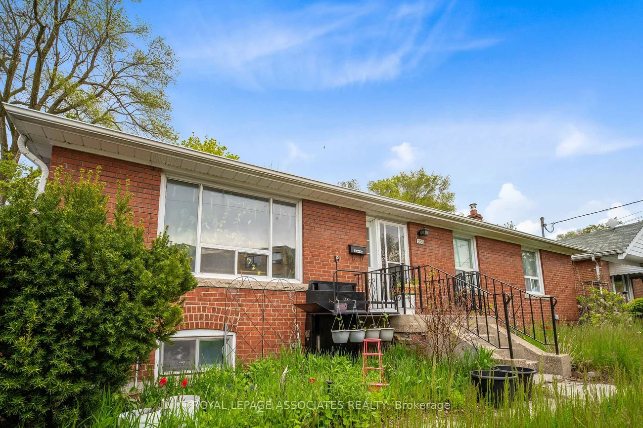 256, Ferris, O'Connor-Parkview, Toronto