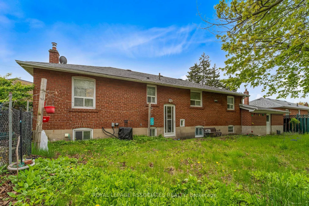 256, Ferris, O'Connor-Parkview, Toronto