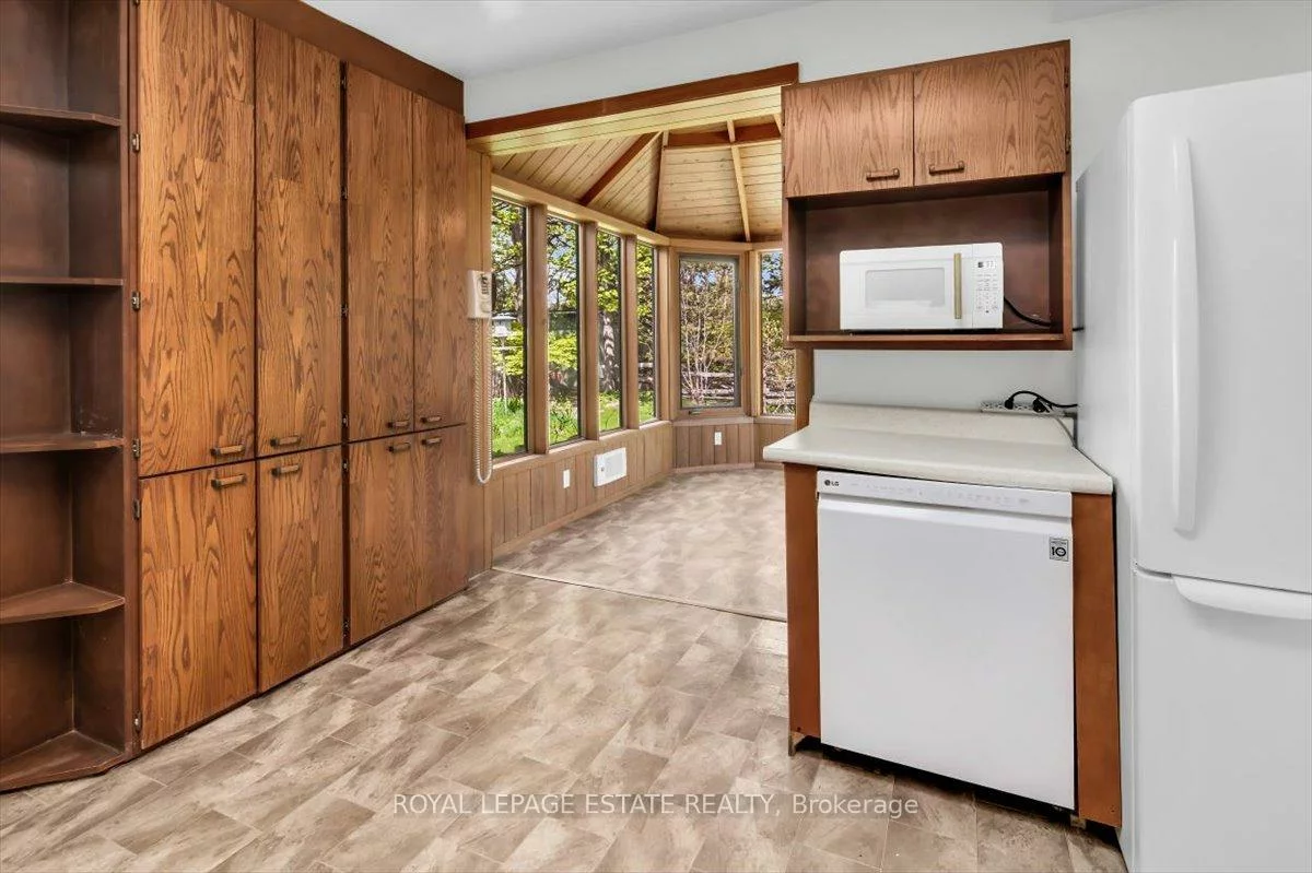 103, Pegasus, Woburn, Toronto