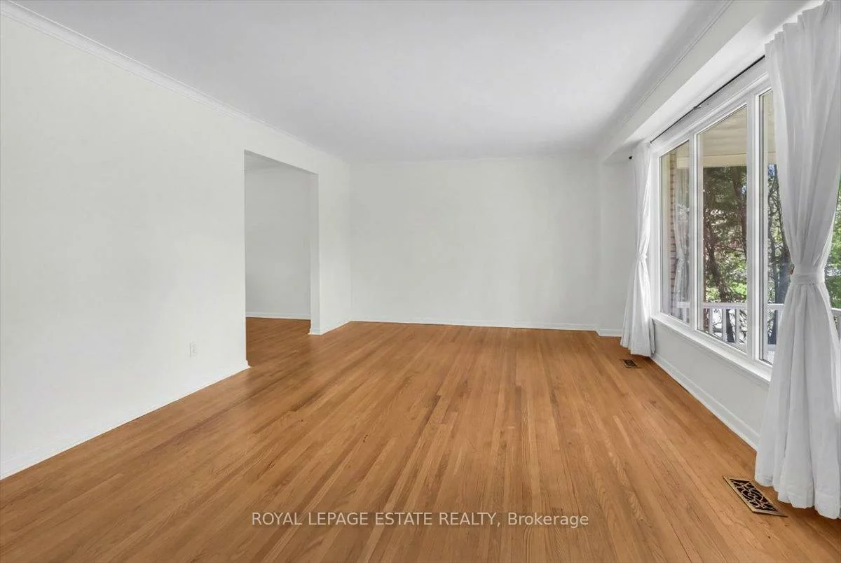 103, Pegasus, Woburn, Toronto