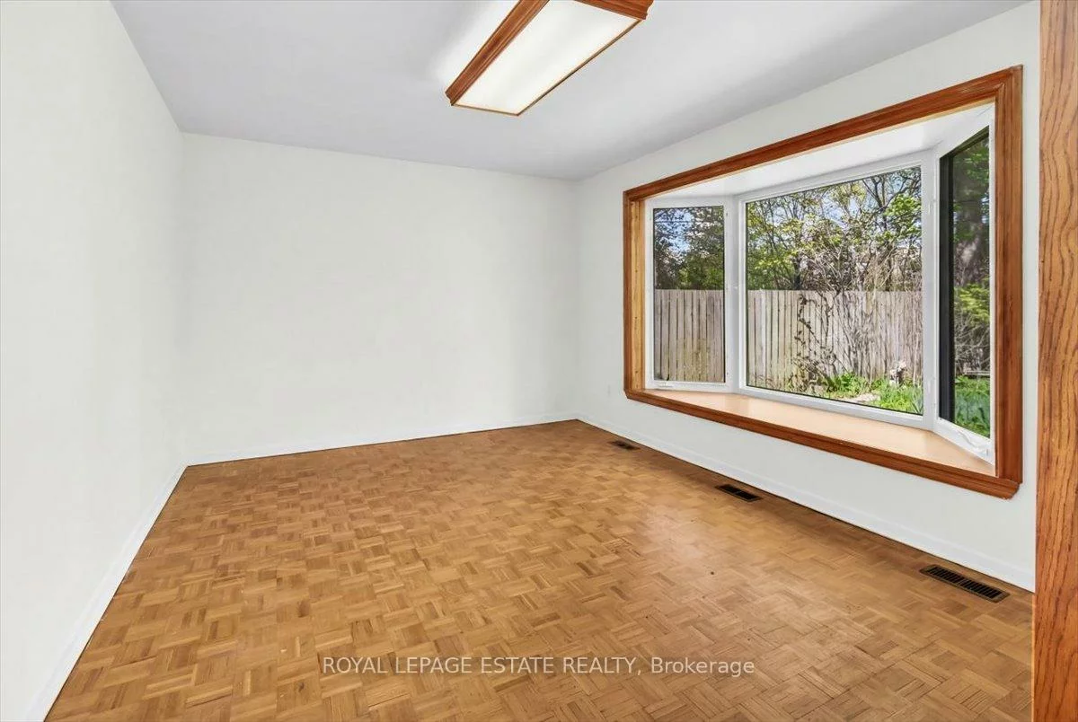 103, Pegasus, Woburn, Toronto