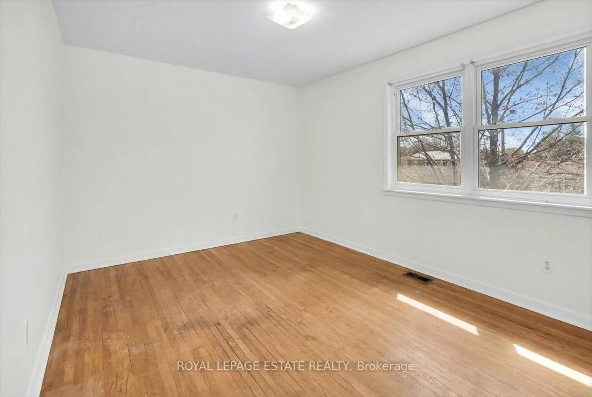 103, Pegasus, Woburn, Toronto