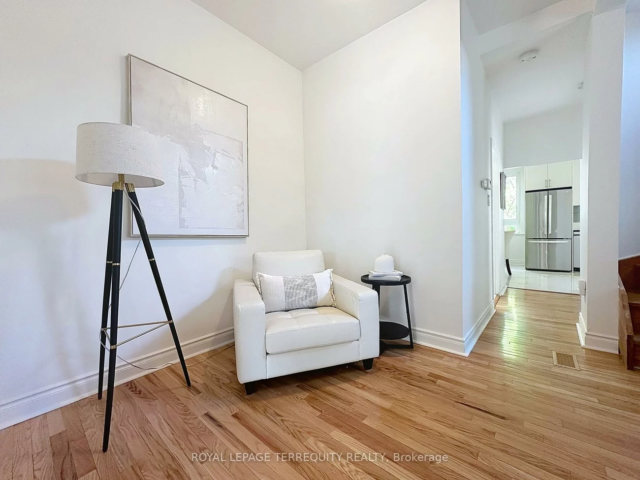 57, Queensdale, Danforth Village-East York, Toronto