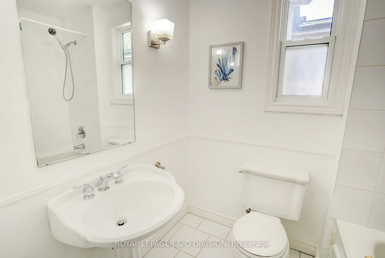 23, Empire, South Riverdale, Toronto