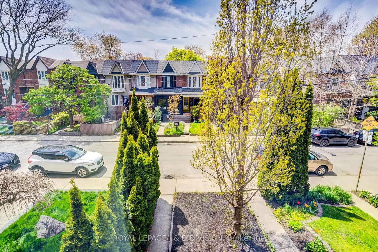 23, Empire, South Riverdale, Toronto