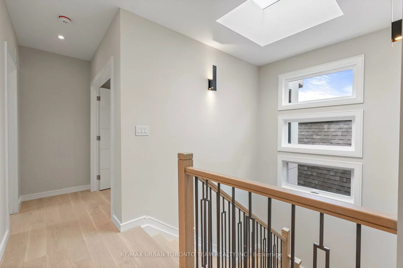 4, Drake, Cliffcrest, Toronto