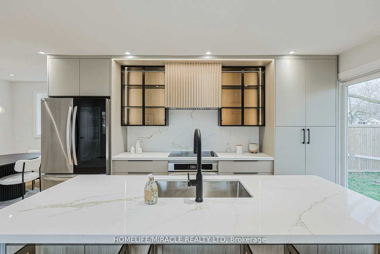 22, Arnprior, Bendale, Toronto