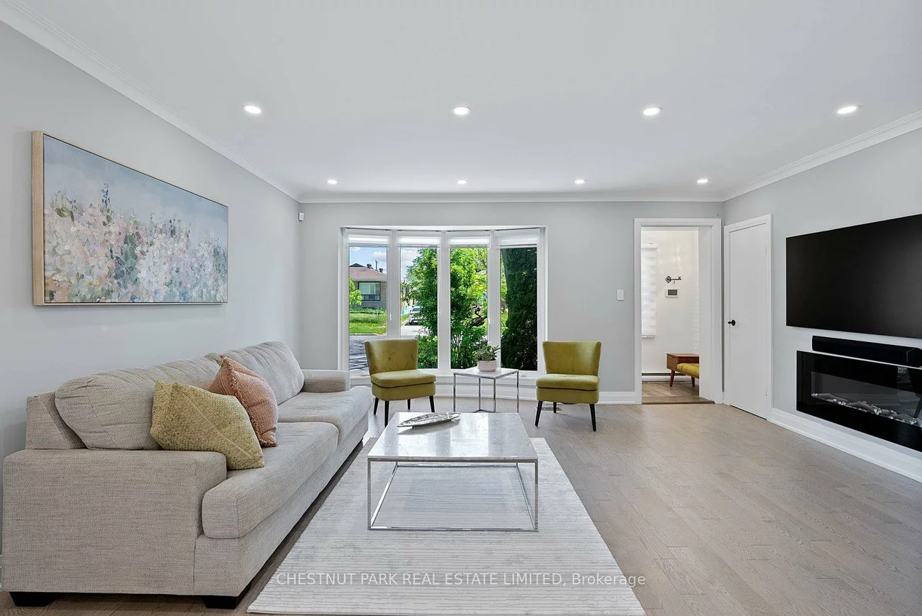 106, Fitzgibbon, Eglinton East, Toronto