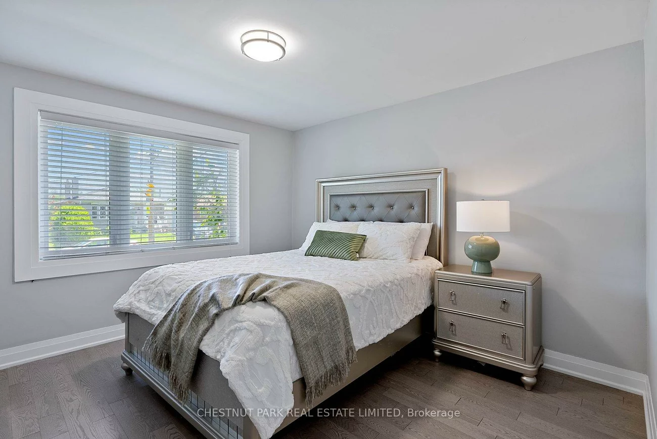 106, Fitzgibbon, Eglinton East, Toronto