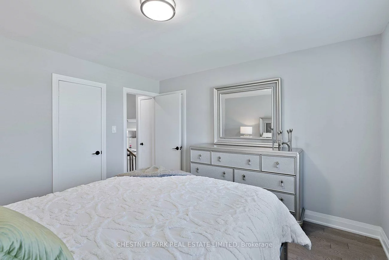 106, Fitzgibbon, Eglinton East, Toronto