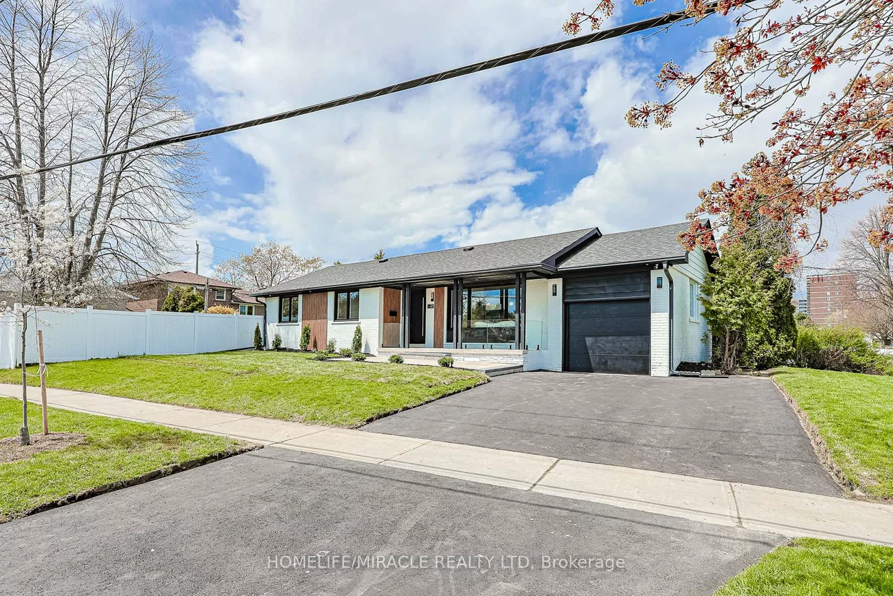 158, Cass, Tam O'Shanter-Sullivan, Toronto