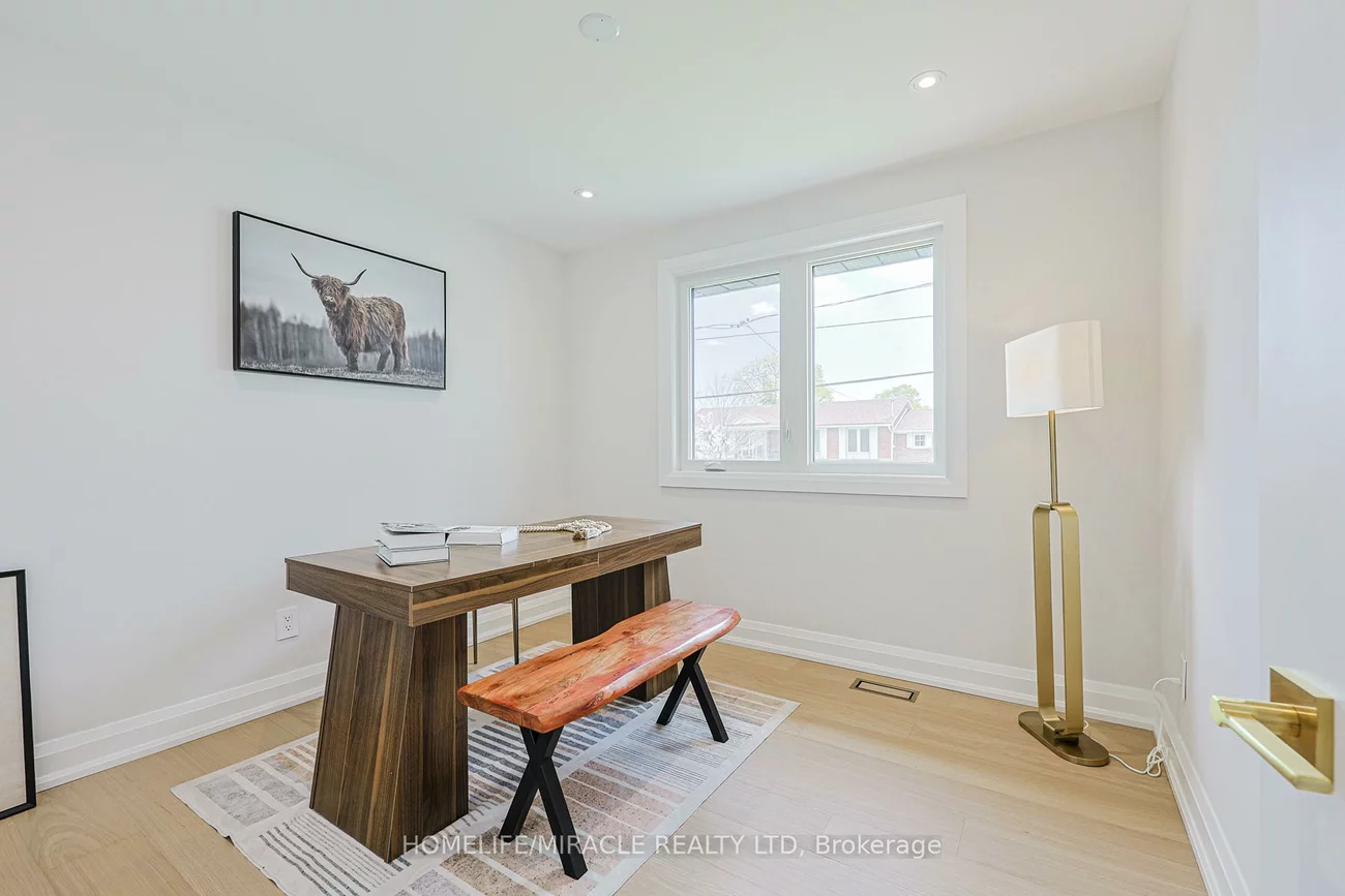 158, Cass, Tam O'Shanter-Sullivan, Toronto