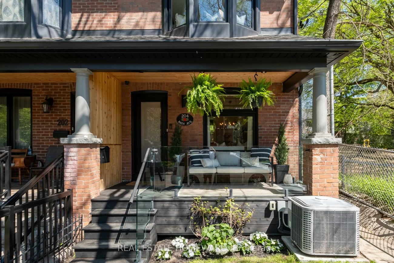 204, Bain, North Riverdale, Toronto