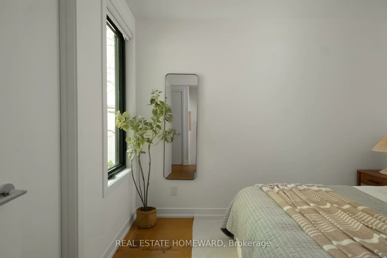 204, Bain, North Riverdale, Toronto