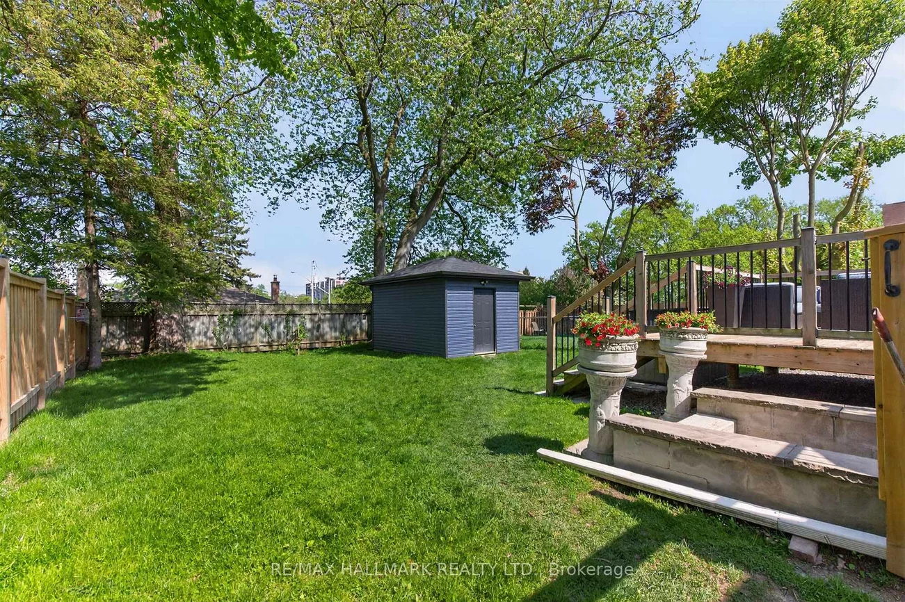 5, Elmont, O'Connor-Parkview, Toronto
