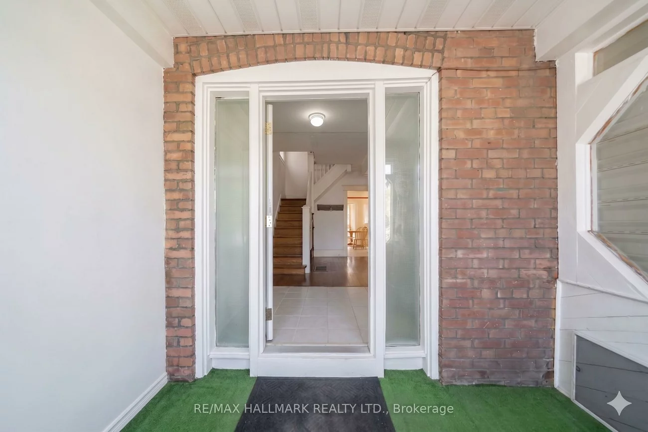31, Gates, East End-Danforth, Toronto