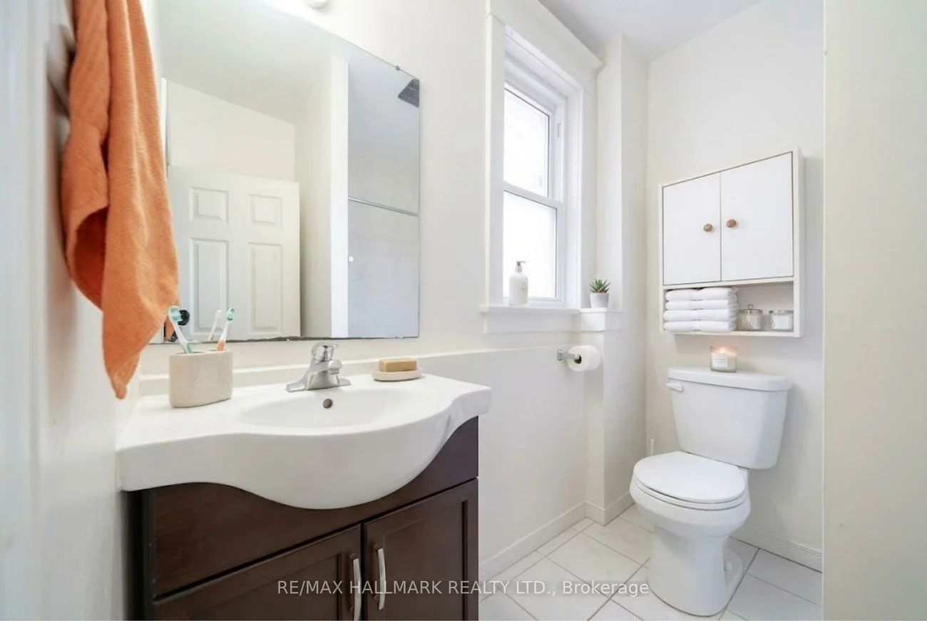 31, Gates, East End-Danforth, Toronto