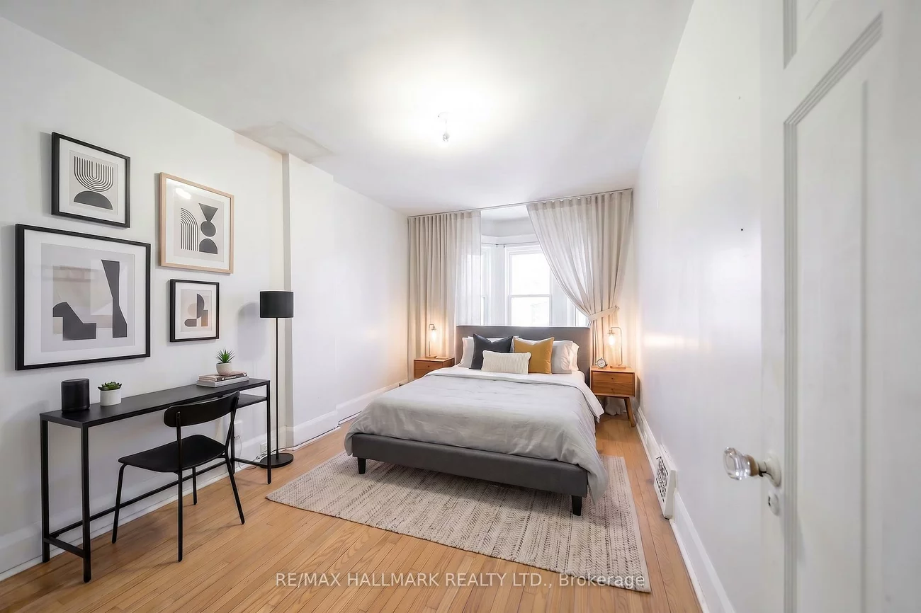 31, Gates, East End-Danforth, Toronto