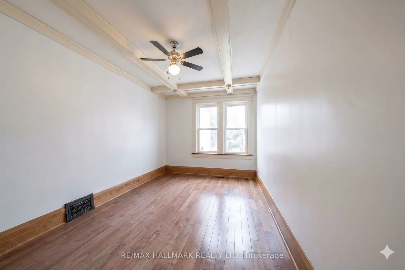 31, Gates, East End-Danforth, Toronto